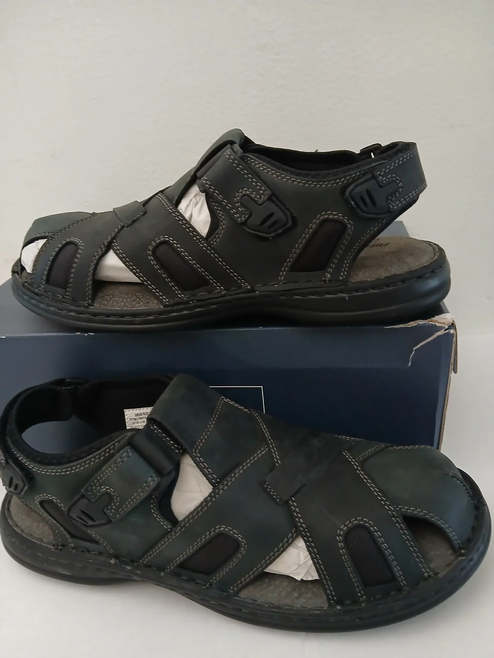 Men's Black Leather  Sandals Size 13 New $25